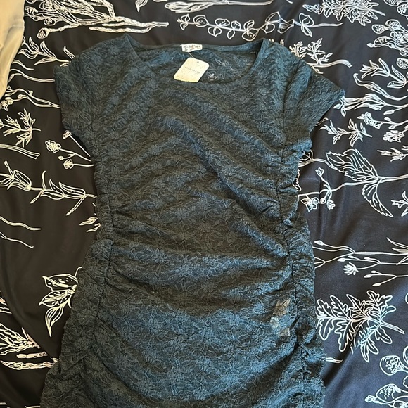 Free People ruched sides lace top - Picture 1 of 3